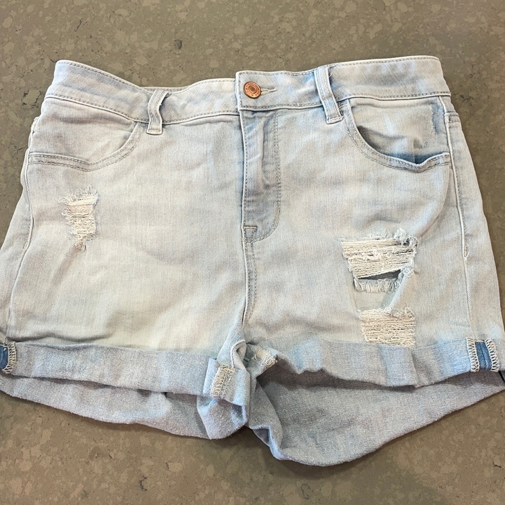 Pacsun distressed jean shorts size 29